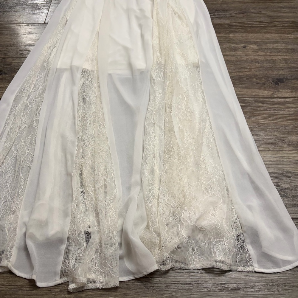 Torrid Chiffon & Lace Panel Romantic Maxi Dress 1X (Ivory/White) Size 1X (1) - Picture 3 of 8